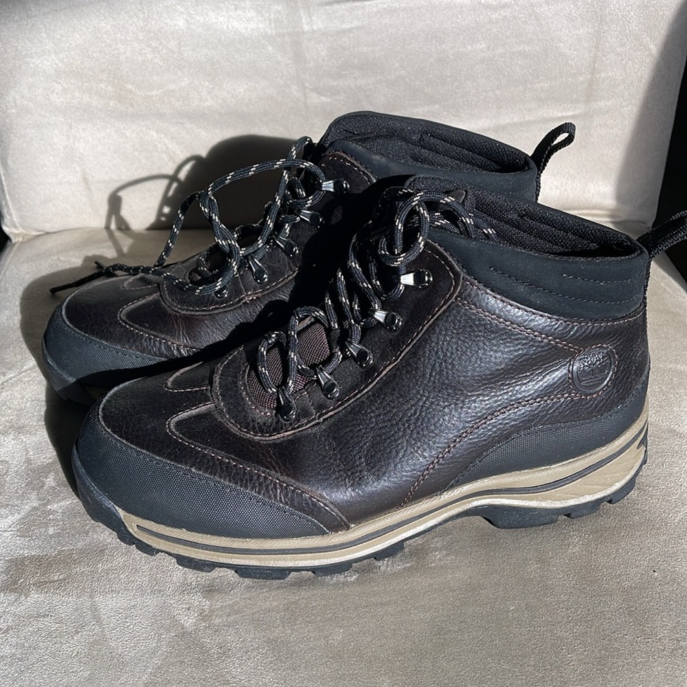 Timberland boots waterproof leather size 6 Big boys - mint cond-worn once
